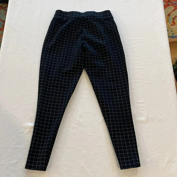 Kay Unger NY Pull On Stretch Elastic‎ Waist Pants plaid medium EUC - Picture 3 of 4